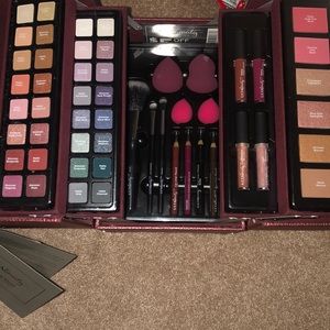Ulta beauty glam & glow 53 piece collection